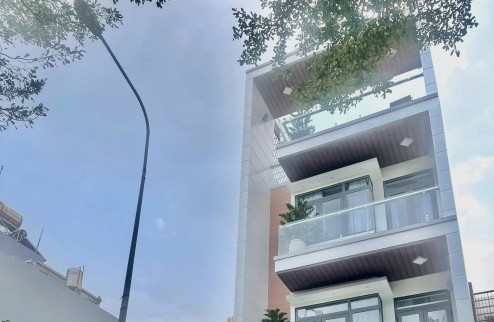 Cần bán gấp nhà phố mới xây nội thất cao cấp Phạm Hữu Lầu Q7